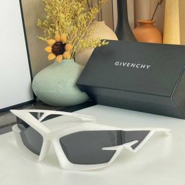 Picture of Givenchy Sunglasses _SKUfw45110010fw